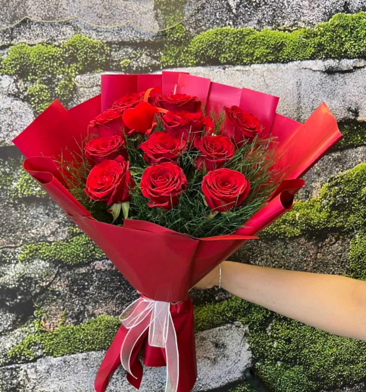 11'Li Kıpkırmızı Gül Buketi