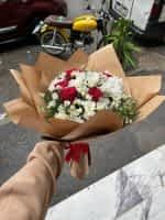 🌹 Kır Papatyalı ve  Kırmızı Güllü Zarif Buket 💐