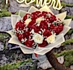 🌹 Kırmızı Beyaz Aşk Buketi – 41 Adet Gül Zarafeti 💫